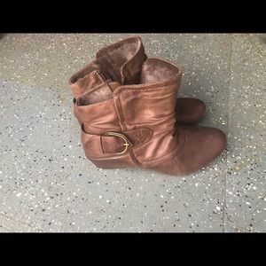 Women’s ankle boots